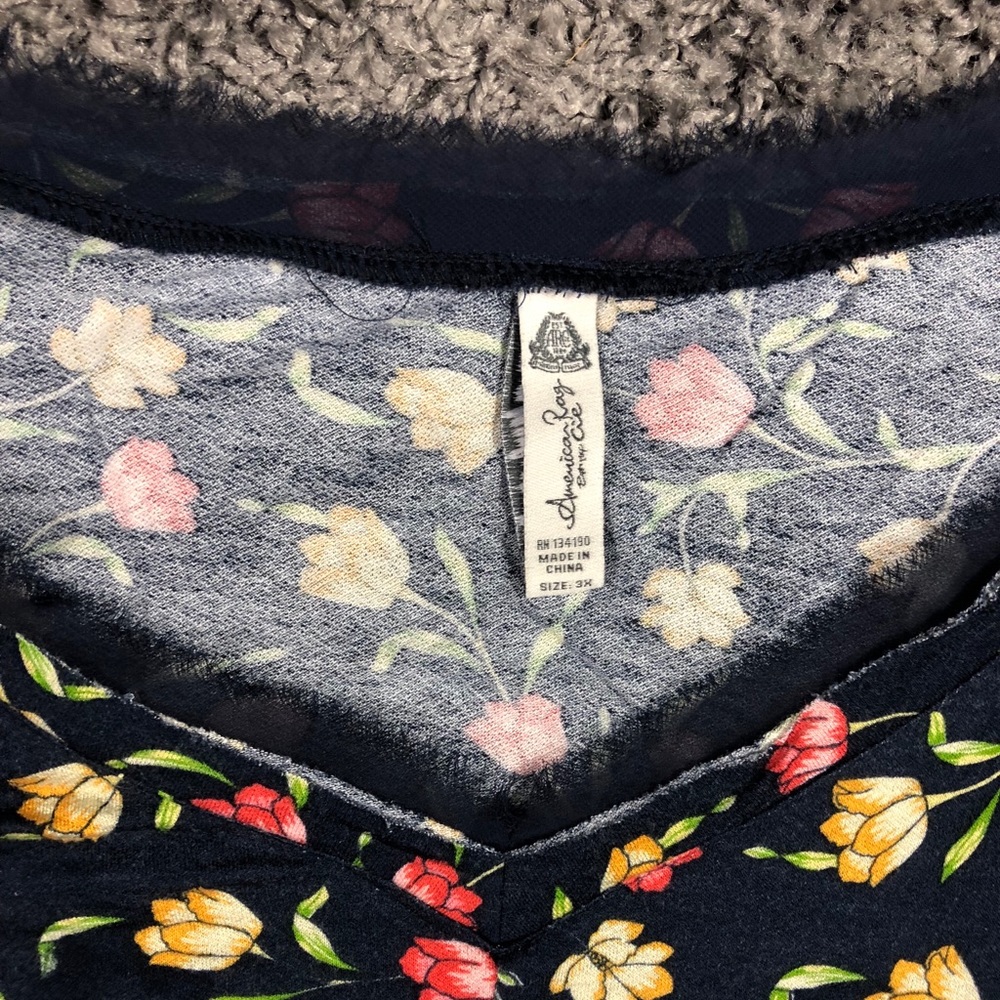 American Rag Top - Picture 3 of 4